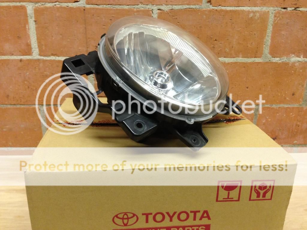 F/S Toyota FJ Cruiser Driver Left Side Headlight Lamp Housing (Houston